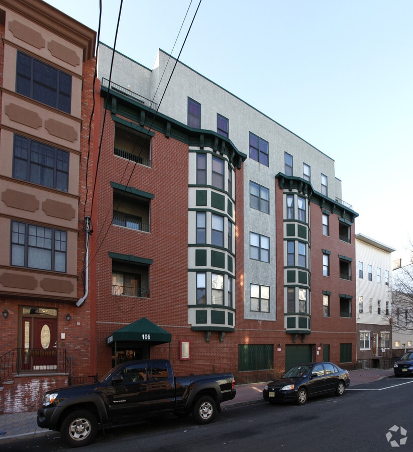 Photo - The Patrician Apartments