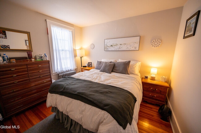 Photo - 21 Front St Unit 2