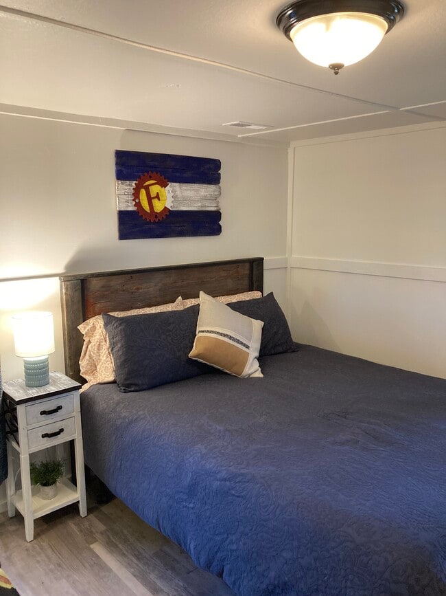 Photo - 405 W Aspen Ave