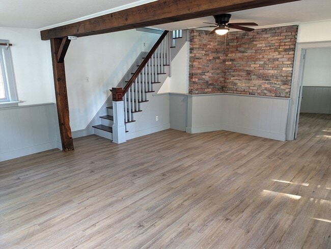 Photo - 25 Graves St