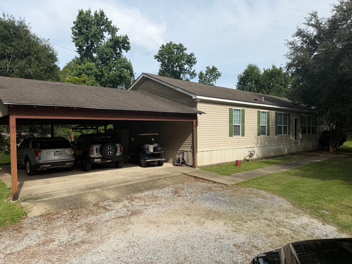 Photo - 17100 Swamp Rd