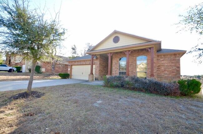 7300 Golden Oak Ln