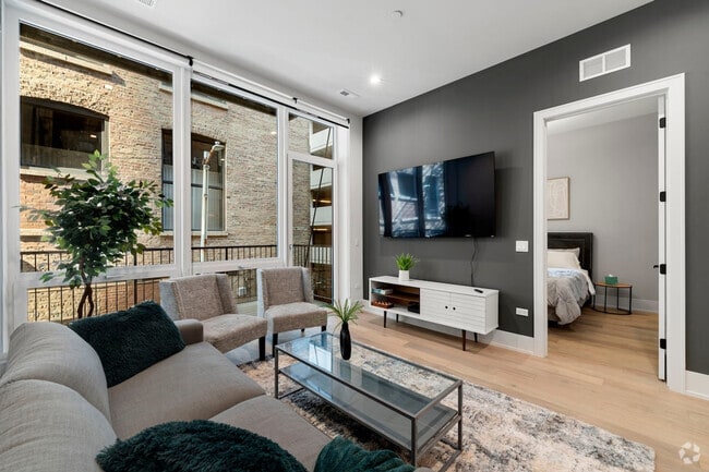Building Photo - 318 W Grand Ave Unit ID1244929P Rental