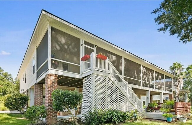 Photo - Beautiful 3 bedroom 2 bath home