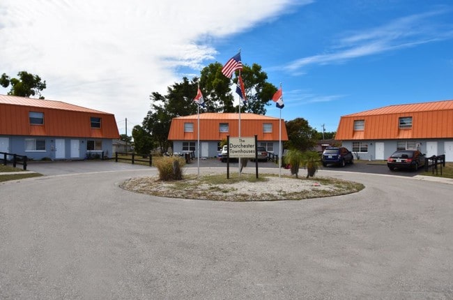 Frankie Court Apartments - Frankie Court Apartments