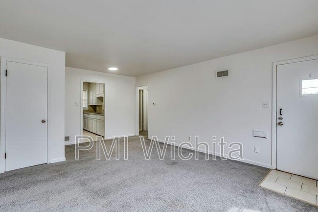 Photo - 6142 E Harry St