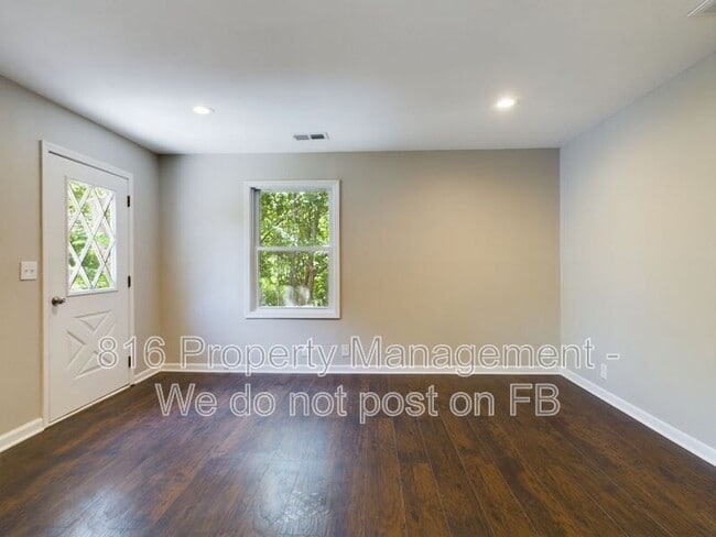 Photo - 6724 Sycamore Ave