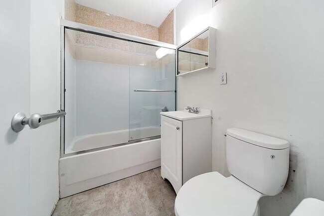 28 Juniper St Unidad 77