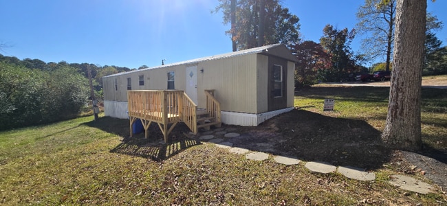 Building Photo - 2005 Shaw Ct