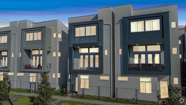 Building Photo - 3209 Garrow St Rental