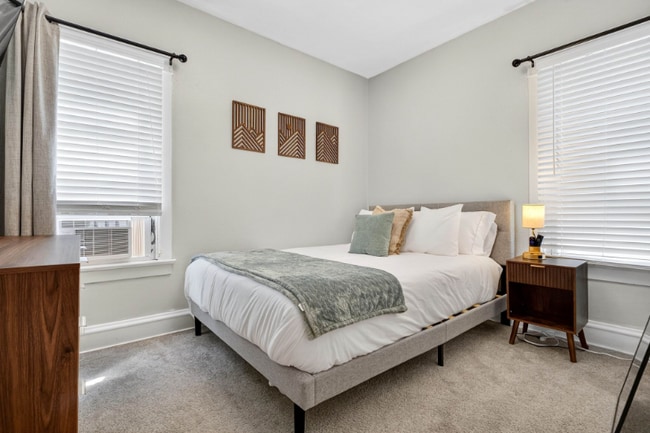 Photo - 1561 Cordova Ave Unidad 1st floor