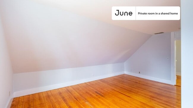 Photo - Room in Shared 5 bed/2.5 bath home Unit D