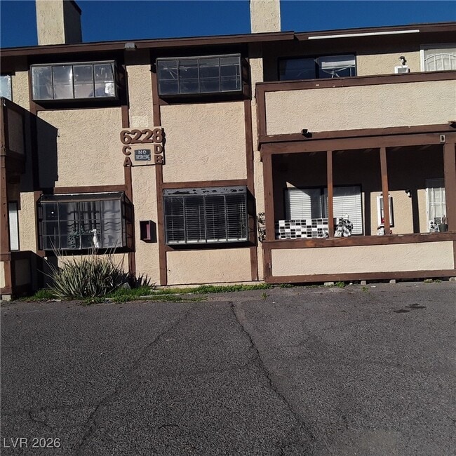 Building Photo - 6228 Ilanos Ln