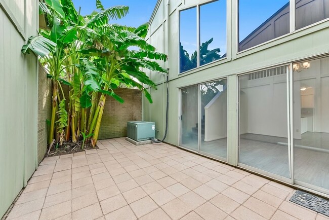 Photo - 1811 Veranda Dr