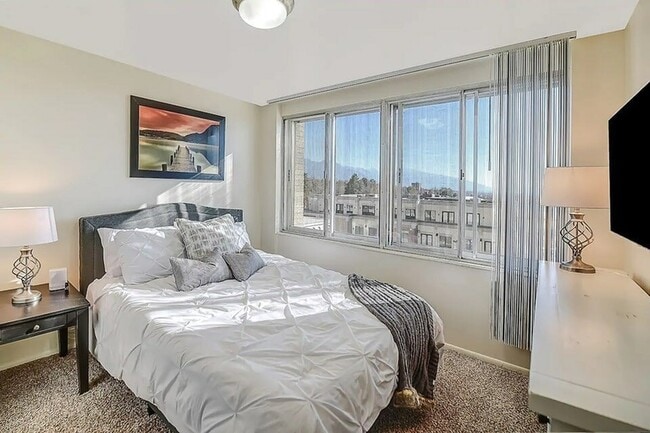 Bedroom with views - Hightower Apartments