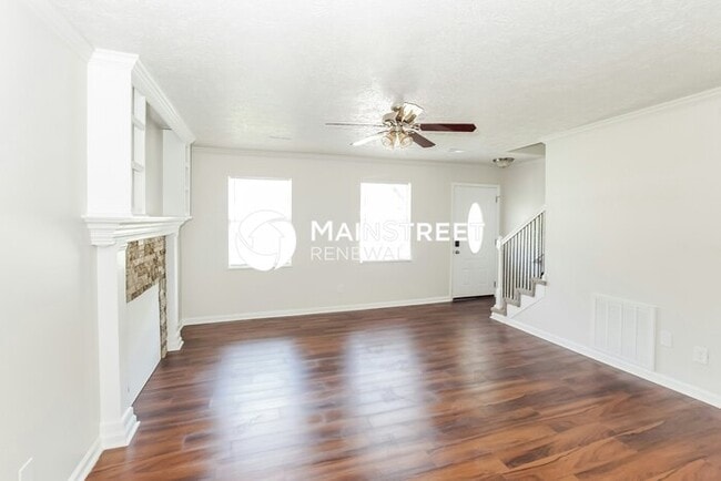 Photo - 3 Bedroom Pet-Friendly Home in POWELL, TN with Main Street Renewal