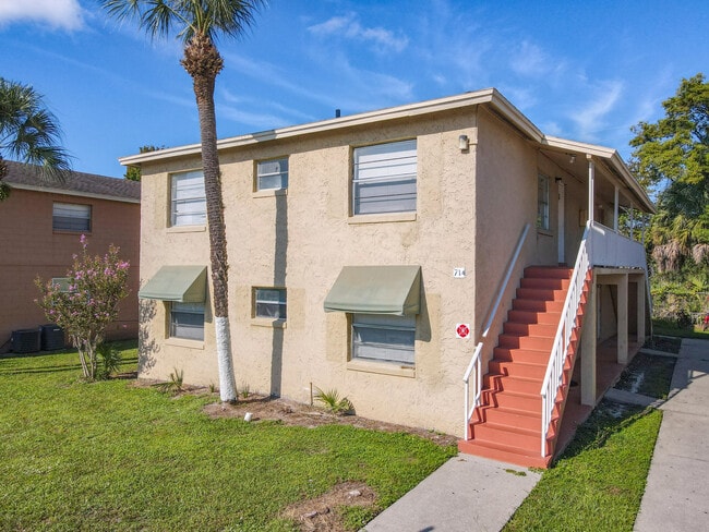 Building Photo - 714 Michigan Ct