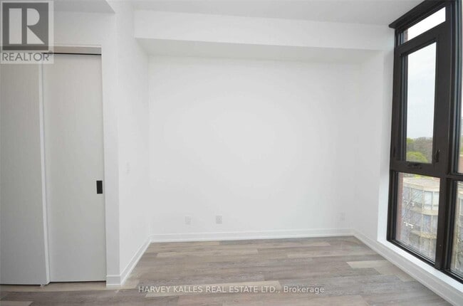 Photo - 2118 Bloor St W Unit 407