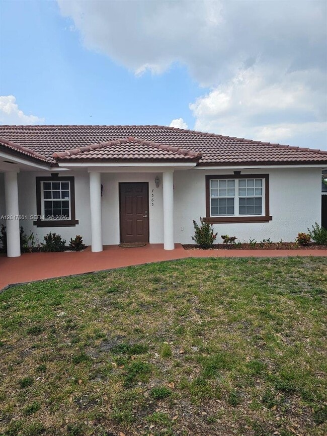 Building Photo - 7565 N Augusta Dr Unit 7567