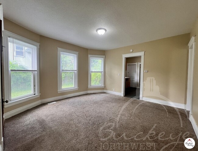 3113 Scottwood Ave Unit Lower