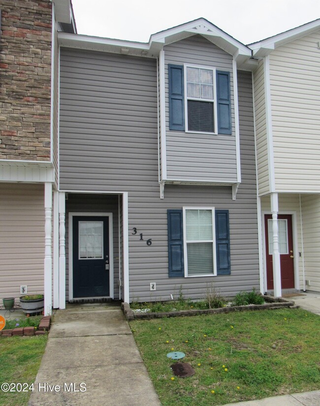 Photo - 316 Glenhaven Ln Townhome