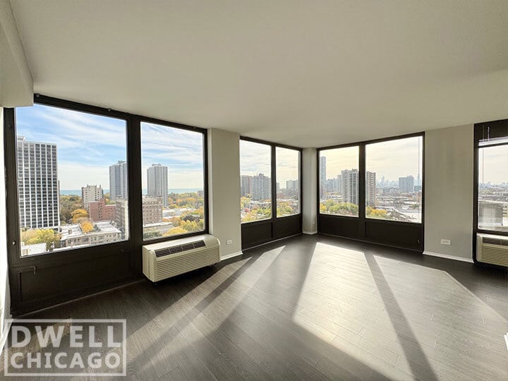 Photo - 4224 N Hazel St (Chicago, IL)