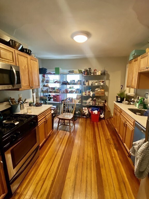 Building Photo - 110 Crescent Ave Unit 1