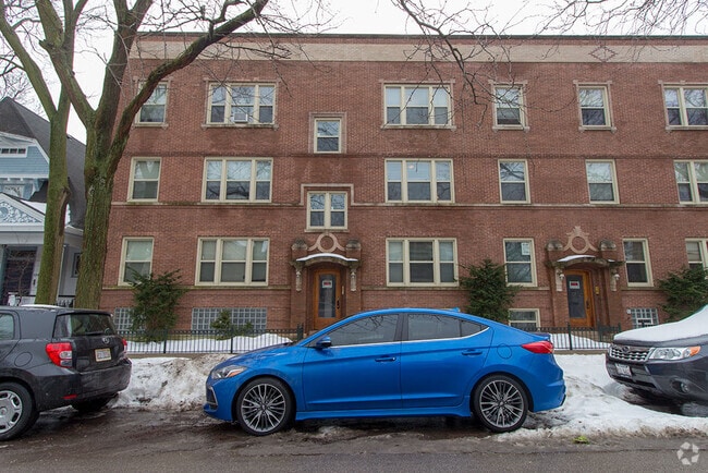 Building Photo - 1355 W Winona St Unit M07H Rental