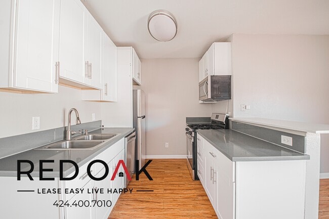 Photo - 6819 Laurel Canyon Blvd Unit 17