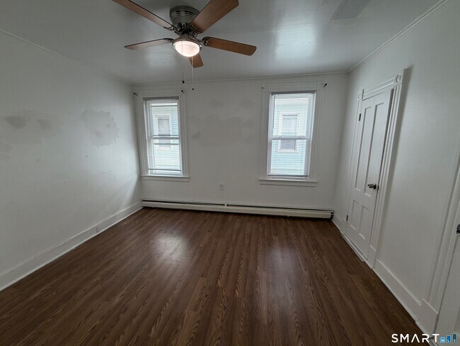 Photo - 128 Bartholomew Ave