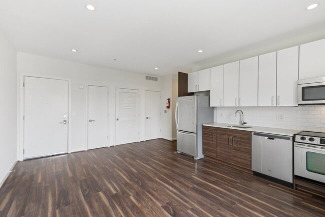 Photo - Fahrenheit Apartments