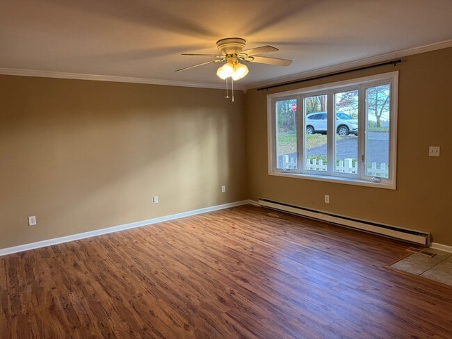 Photo - 1341 Scenery Dr