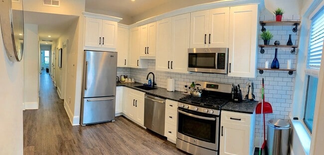 Photo - 1520 Tremont St Unit 2B