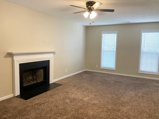 Photo - 524 Wyndham Dr