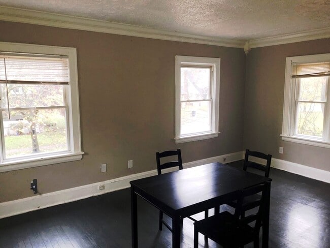 Photo - 897 Stadelman Ave Unit 899 Stadelman Ave (L/UP)