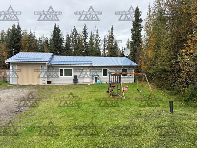 Photo - 3 bedroom home in the heart of North Pole,...