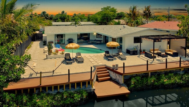 Photo - 2325 NE 195th St Unit ID1372348P