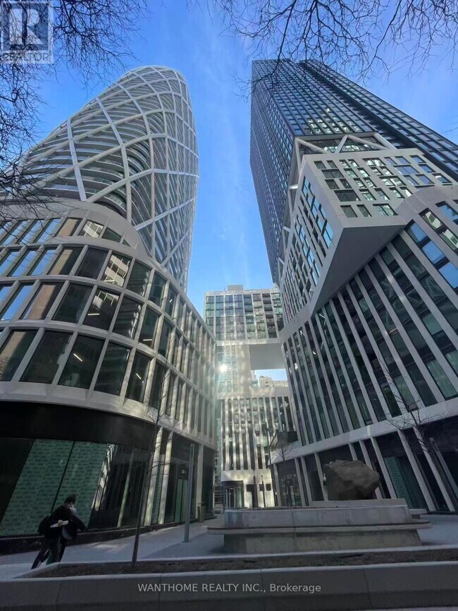 Photo - 230 Simcoe St Unit 2018