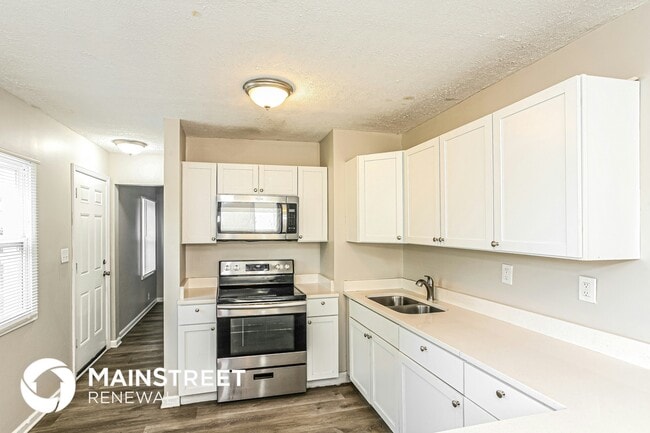 Photo - 1141 N Rochester Ave