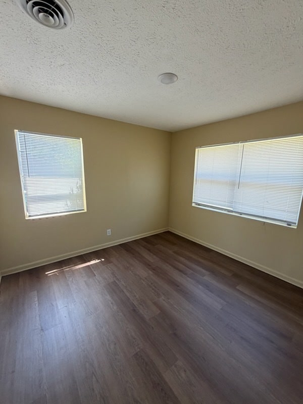 Photo - 228 Frieda Ln