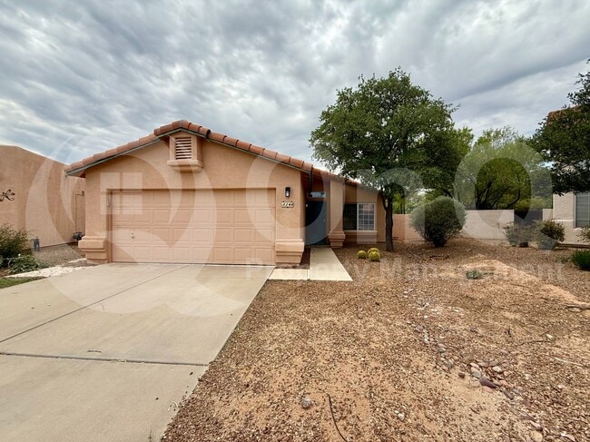 Building Photo - 144 E Mesquite Crest Pl Rental