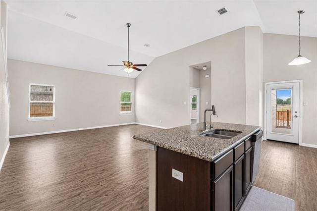 Photo - 710 Woodcrest Dr