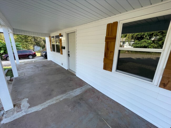 Photo - 1408 Iredell Ave