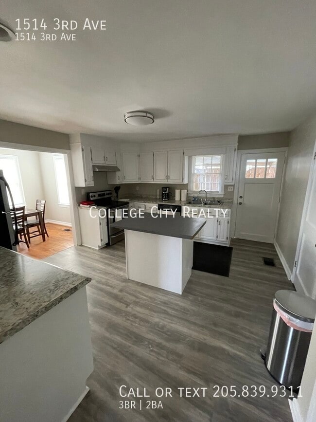 Photo - 1514 3rd Ave