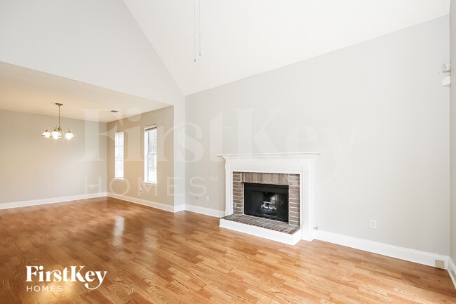 Photo - 2968 Old Lost Mountain Rd