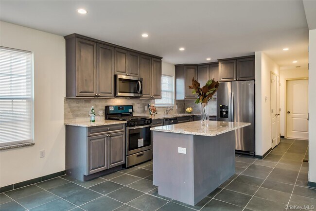 Photo - 36 Carney St Unit 1st Fl