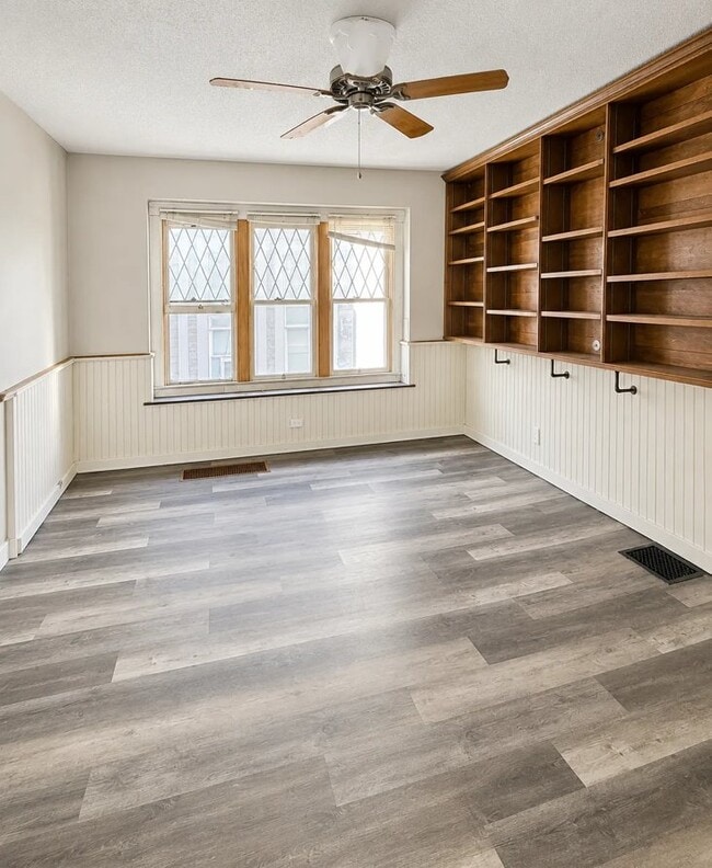 Photo - 910 W Colorado Ave