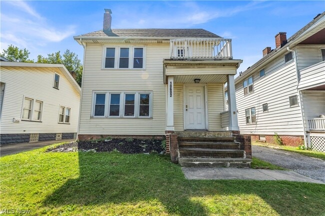 Building Photo - 10602 Langton Ave Unit 2/UP