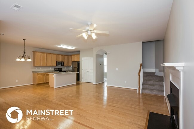 Photo - 6104 The Meadows Ln