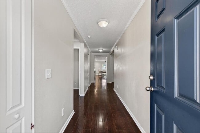 Photo - 7163 Bedfordshire Ln